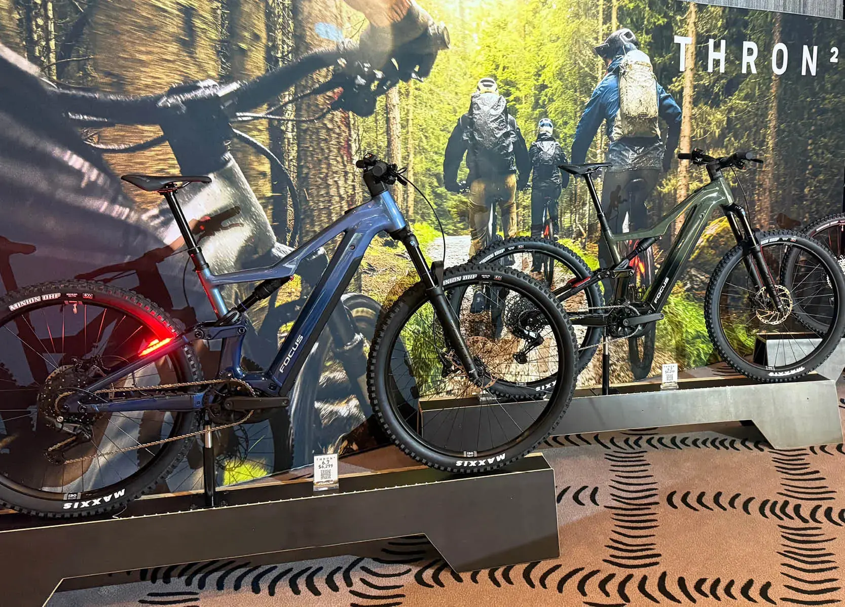 Focus F26 Thron2 6.7 Trail EMTB - Blue - Image 5