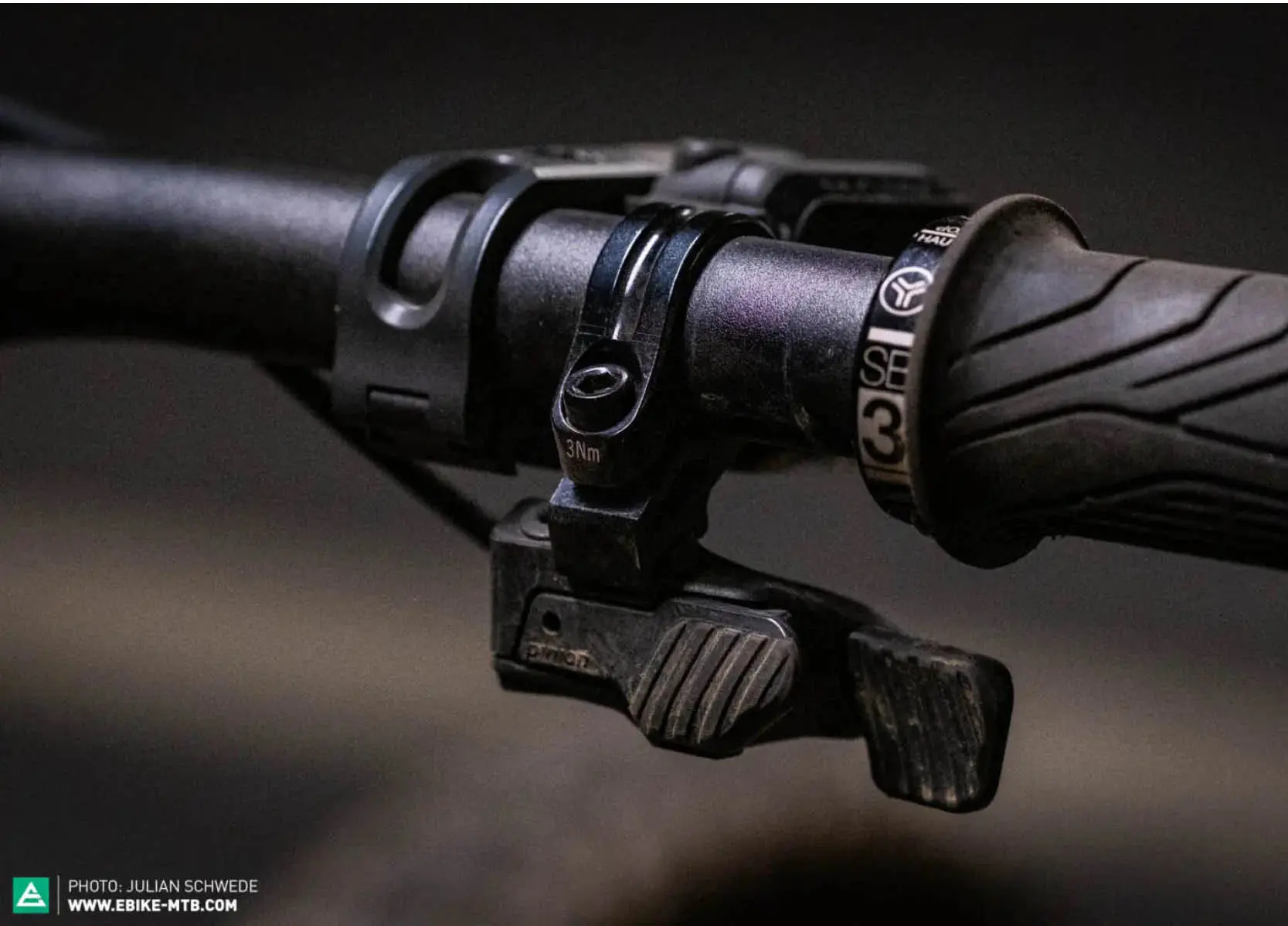 Moustache Clutch 160.9 Pinion eMTB - Image 11