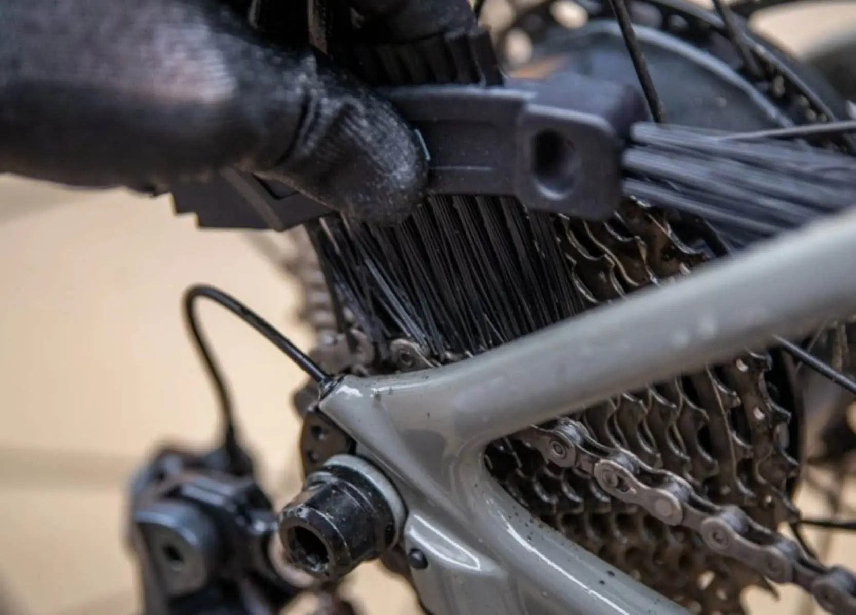 Muc Off Bike Cleaning Essentials Kit - Image 4