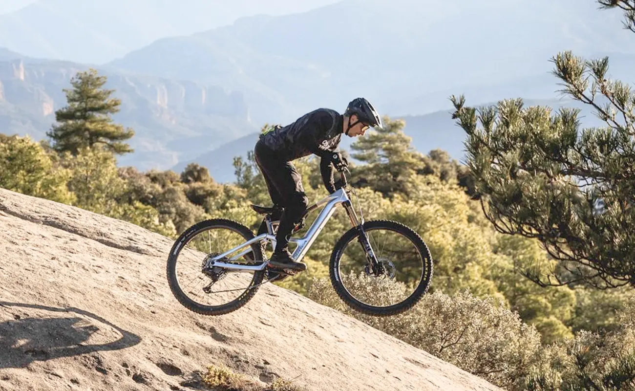 Orbea Rise LT M-TEAM eMTB 630Wh 2026 - Image 9